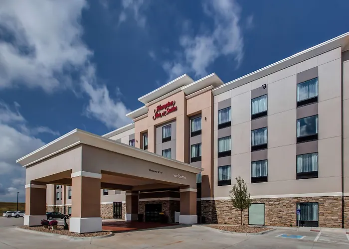 Hotel with pool: Hampton Inn & Suites-Wichita/Airport, Ks